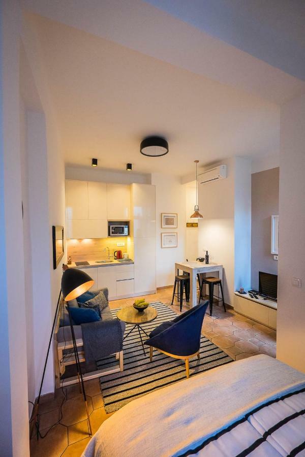 Caelestis Rustic Studio Zagreb Buitenkant foto