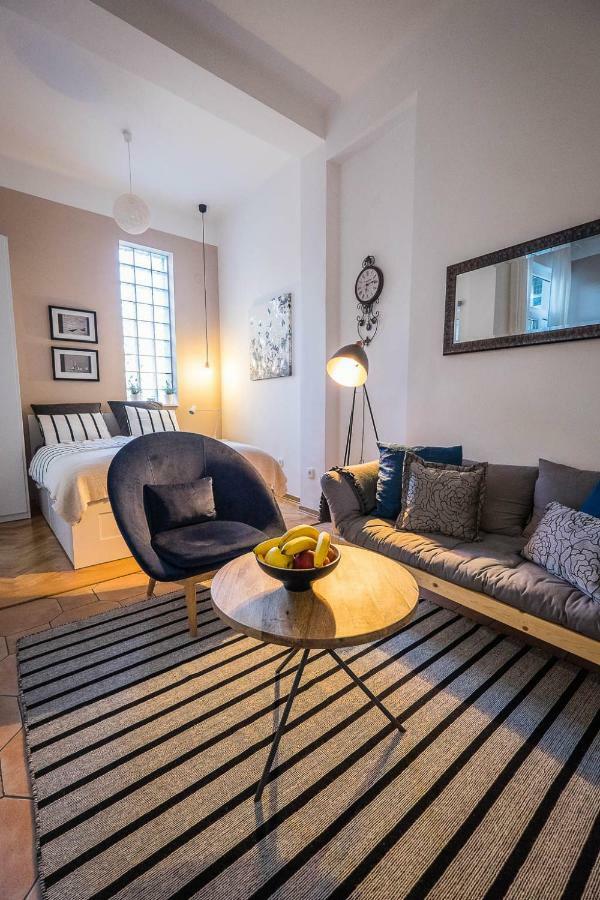 Caelestis Rustic Studio Zagreb Buitenkant foto